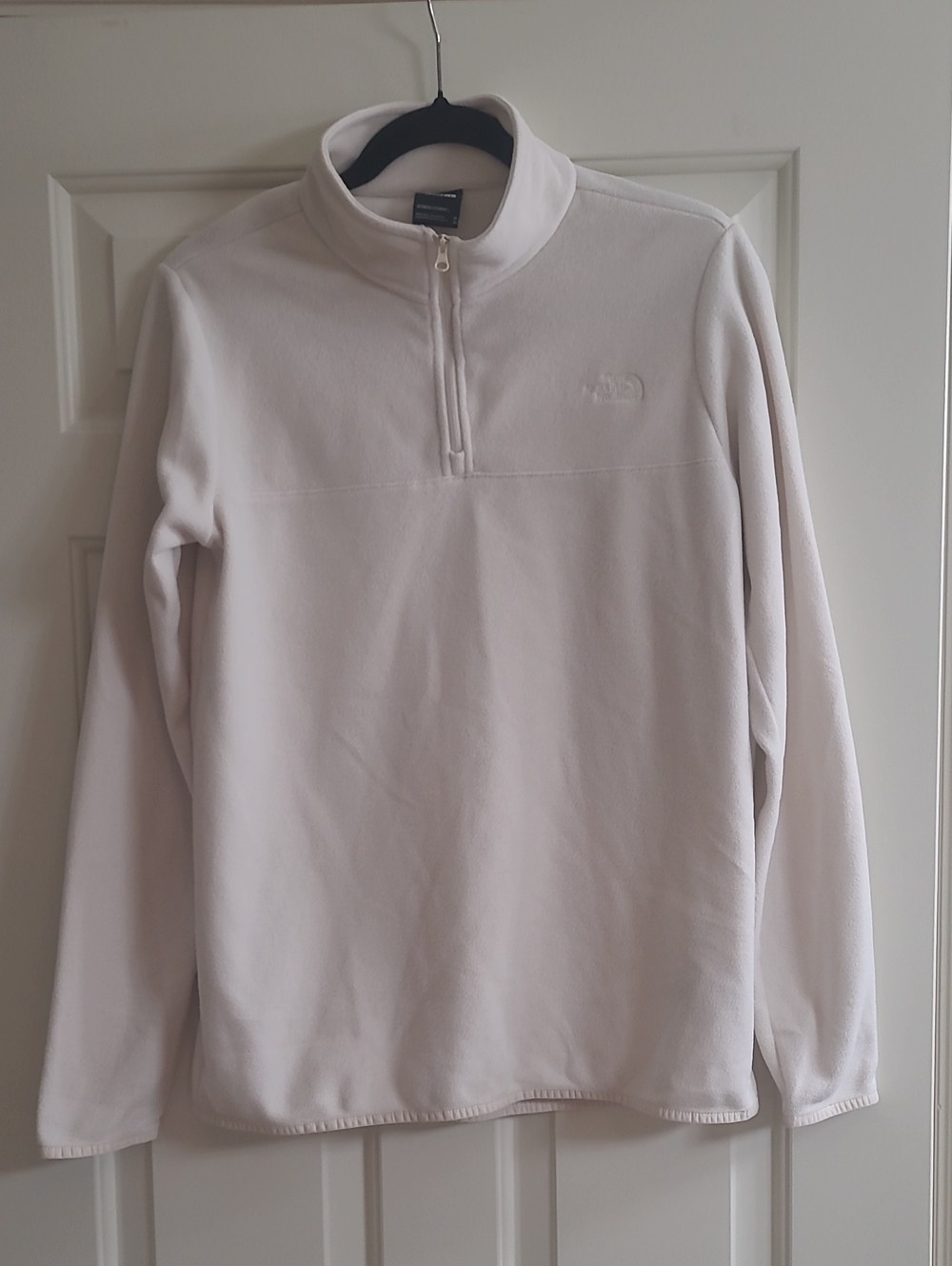The North Face Men’s Half-Zip Fleece Pullover - White
